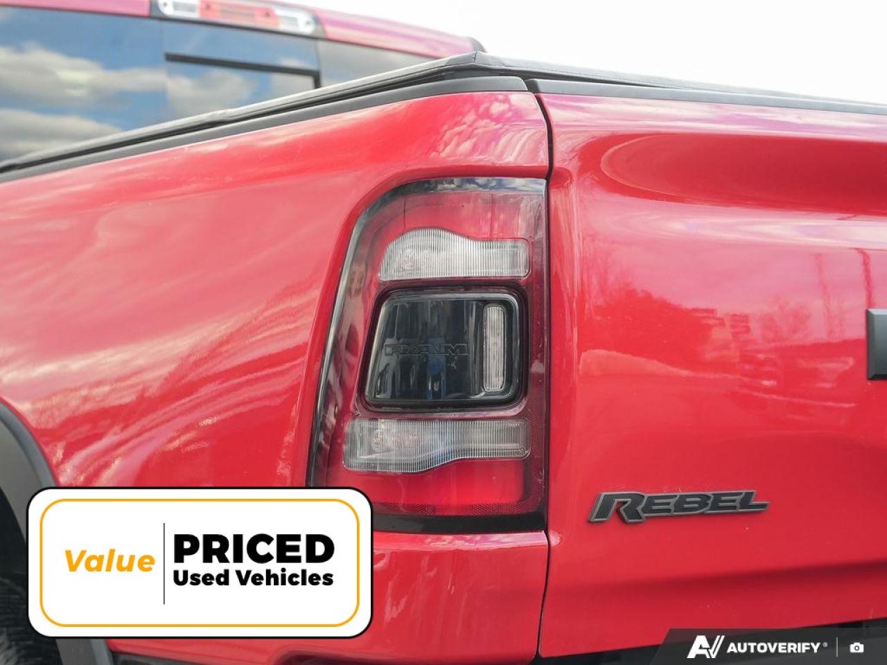 2019 RAM 1500 Leather Vented Buckets   Dual Pane Roof   Hemi Photo