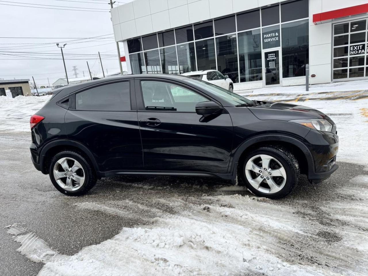 2016 Honda HR-V 4WD EX CVT/ GREAT VALUE/ CERTIFIED/ MUST SEE Photo3