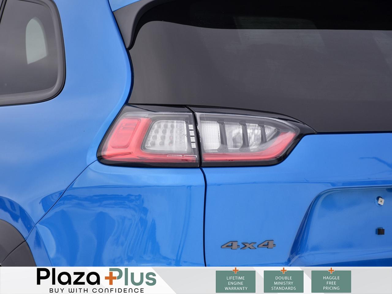 2019 Jeep Cherokee TRAILHAWK   2 SET OF TIRES ON RIMS   / Photo