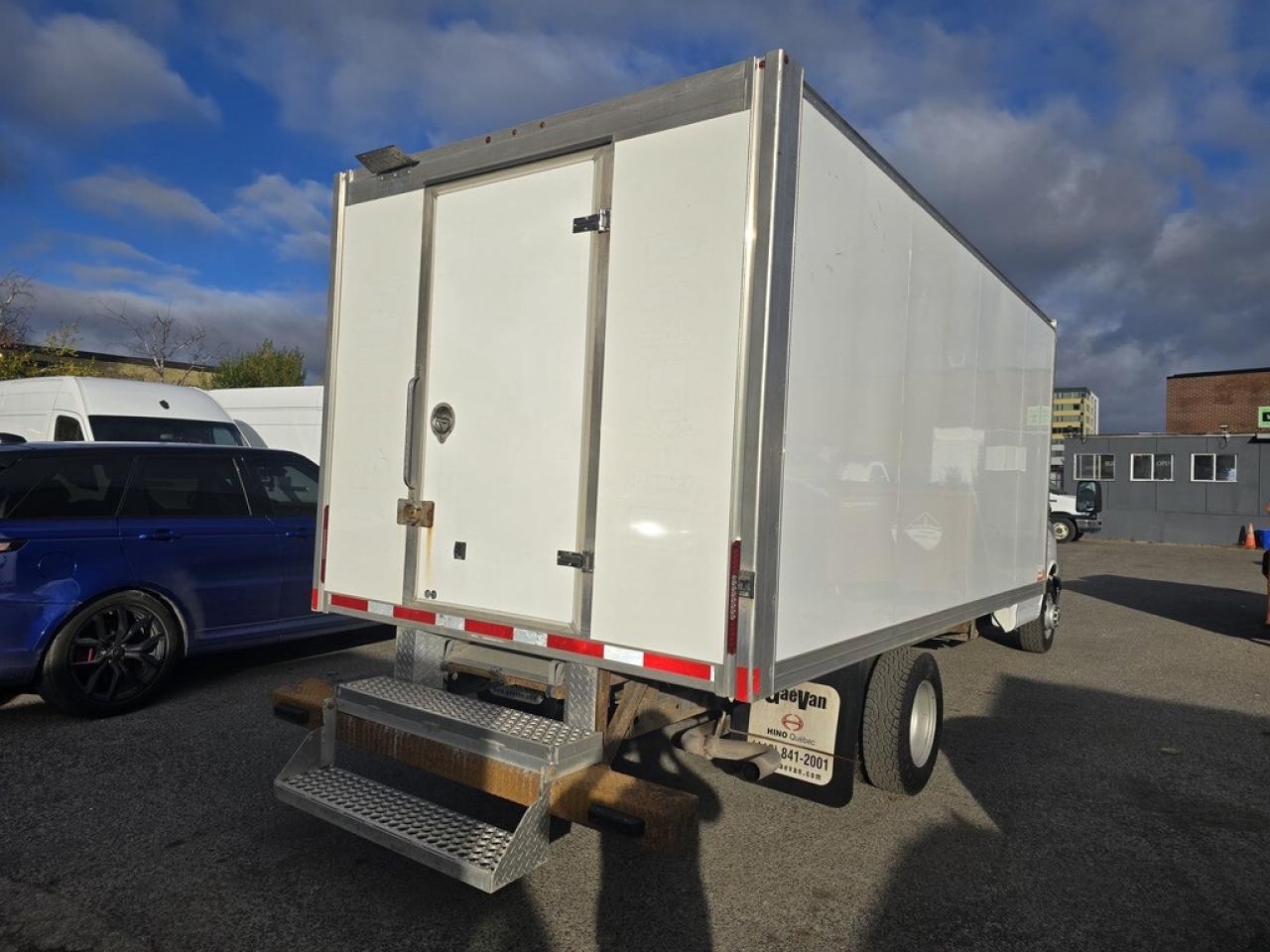 2019 GMC Savana 16Ft Box - V8 Gasoline - Rear Barn Door Photo