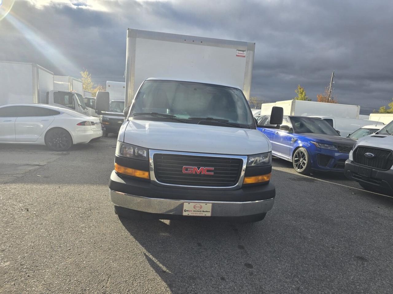 2019 GMC Savana 16Ft Box - V8 Gasoline - Rear Barn Door Photo