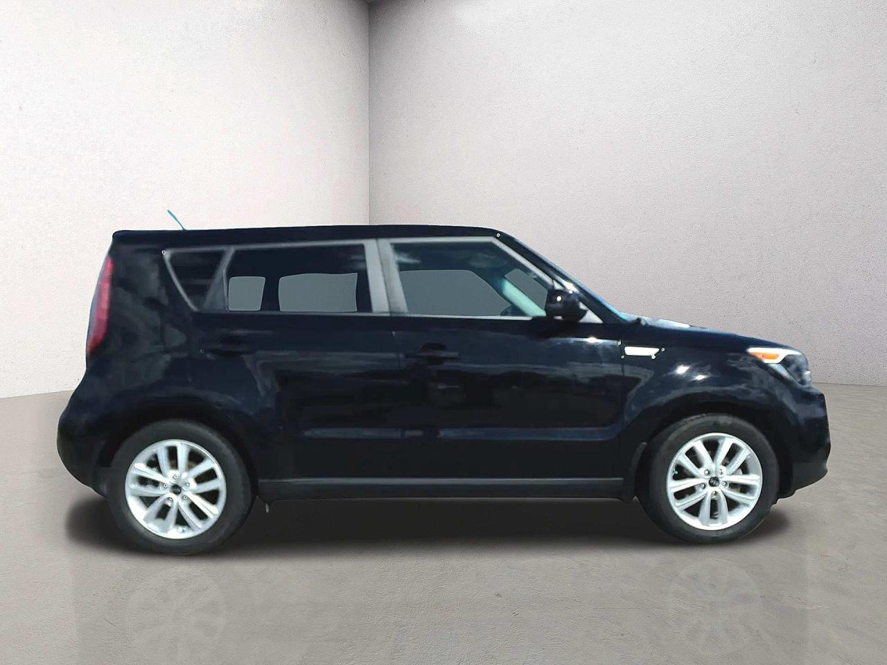 2018 Kia Soul EX BACK UP CAMERA Photo3