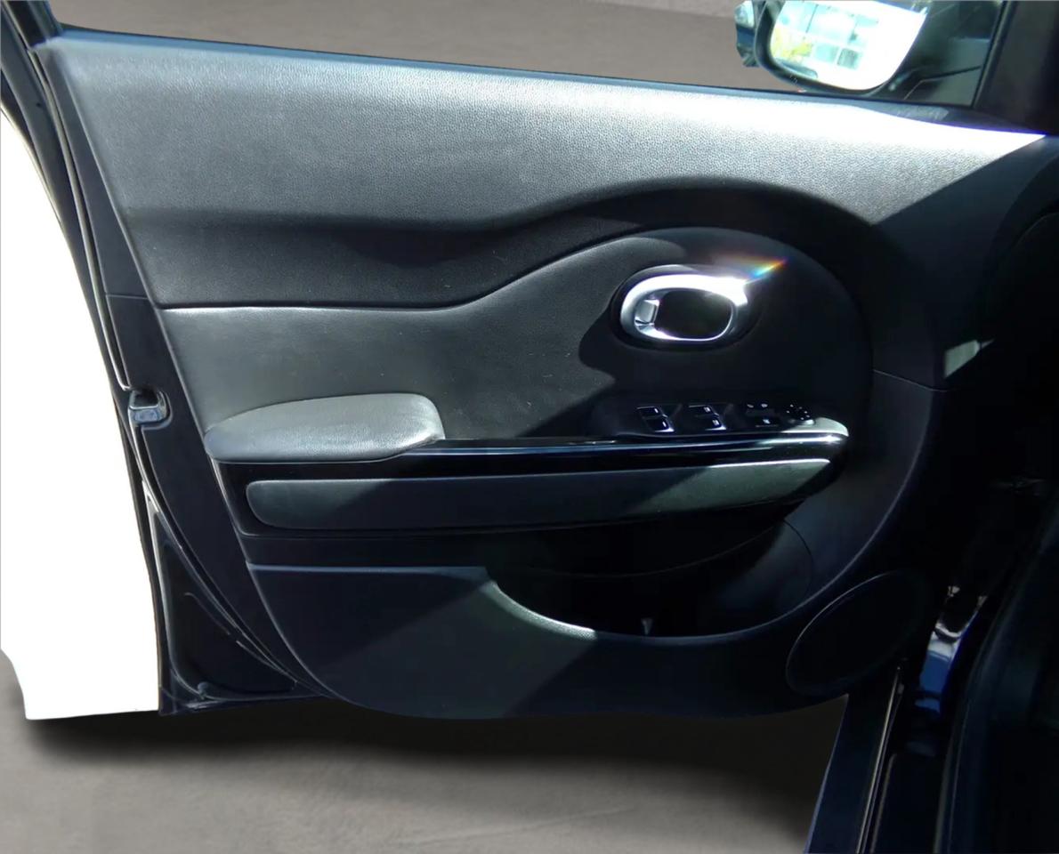 2018 Kia Soul EX BACK UP CAMERA Photo