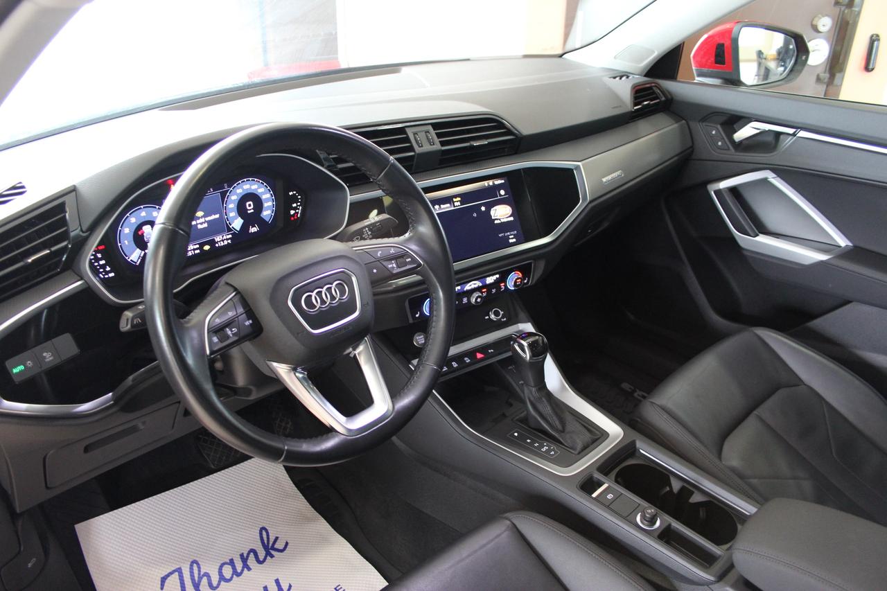 2019 Audi Q3 2.0 TFSI Quattro Progressiv S-Line Photo