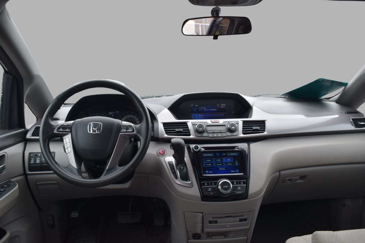 2017 Honda Odyssey EX Photo