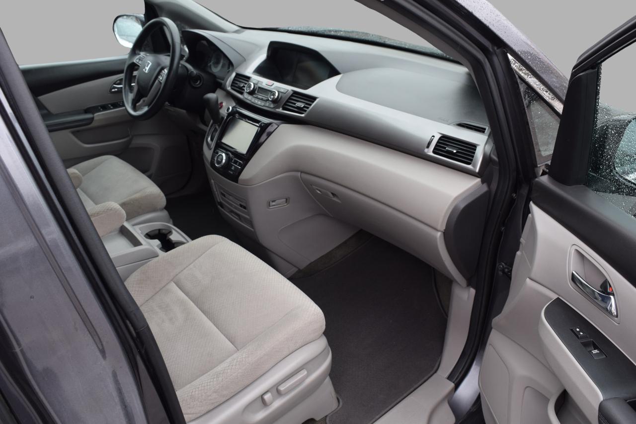 2017 Honda Odyssey EX Photo