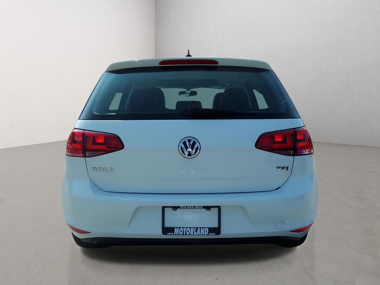 2016 Volkswagen Golf TSI Premium Leather Navi Panoramic Sunroof Photo