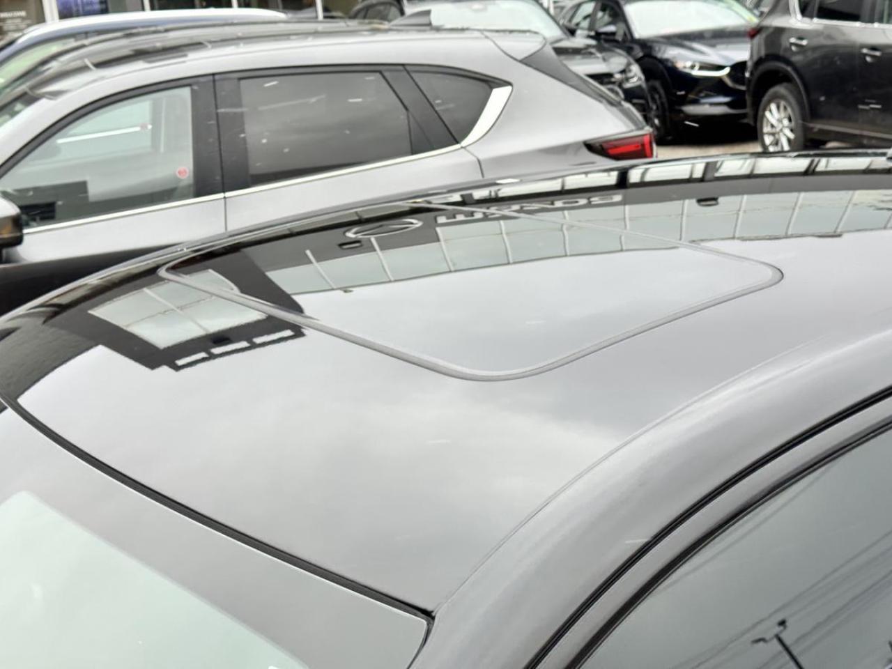 2024 Buick Envista SPORT TOURING/ TWO SETS OF TIRES/ ONLY 4K/MUST SEE Photo