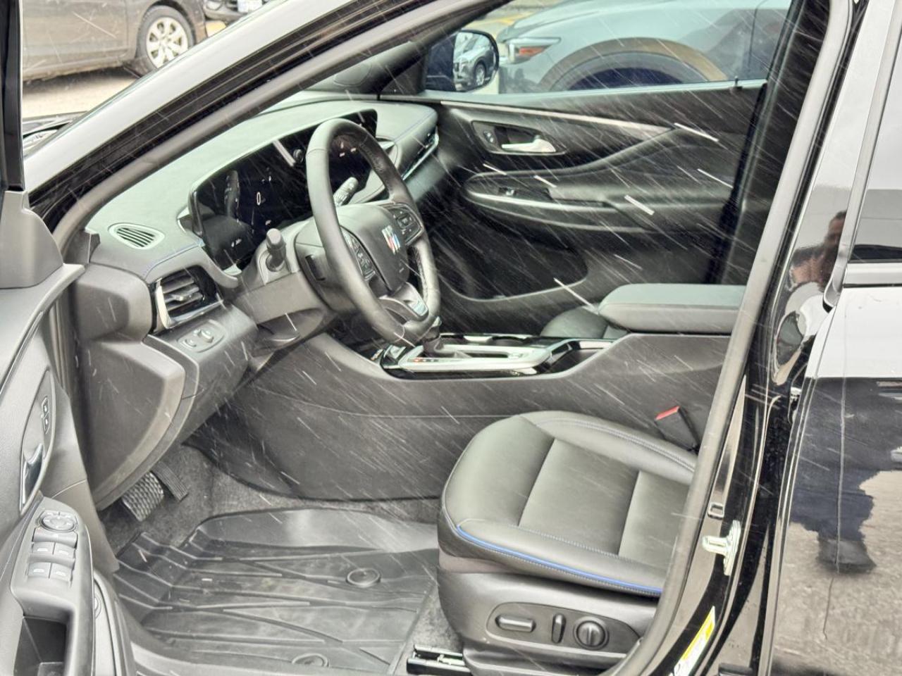 2024 Buick Envista SPORT TOURING/ TWO SETS OF TIRES/ ONLY 4K/MUST SEE Photo