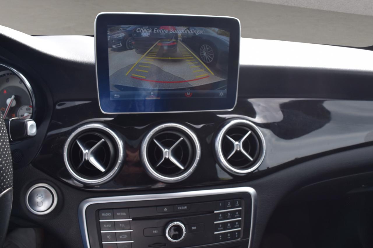 2015 Mercedes-Benz CLA-Class CLA250 4MATIC Navi Panoramic Sunroof Photo