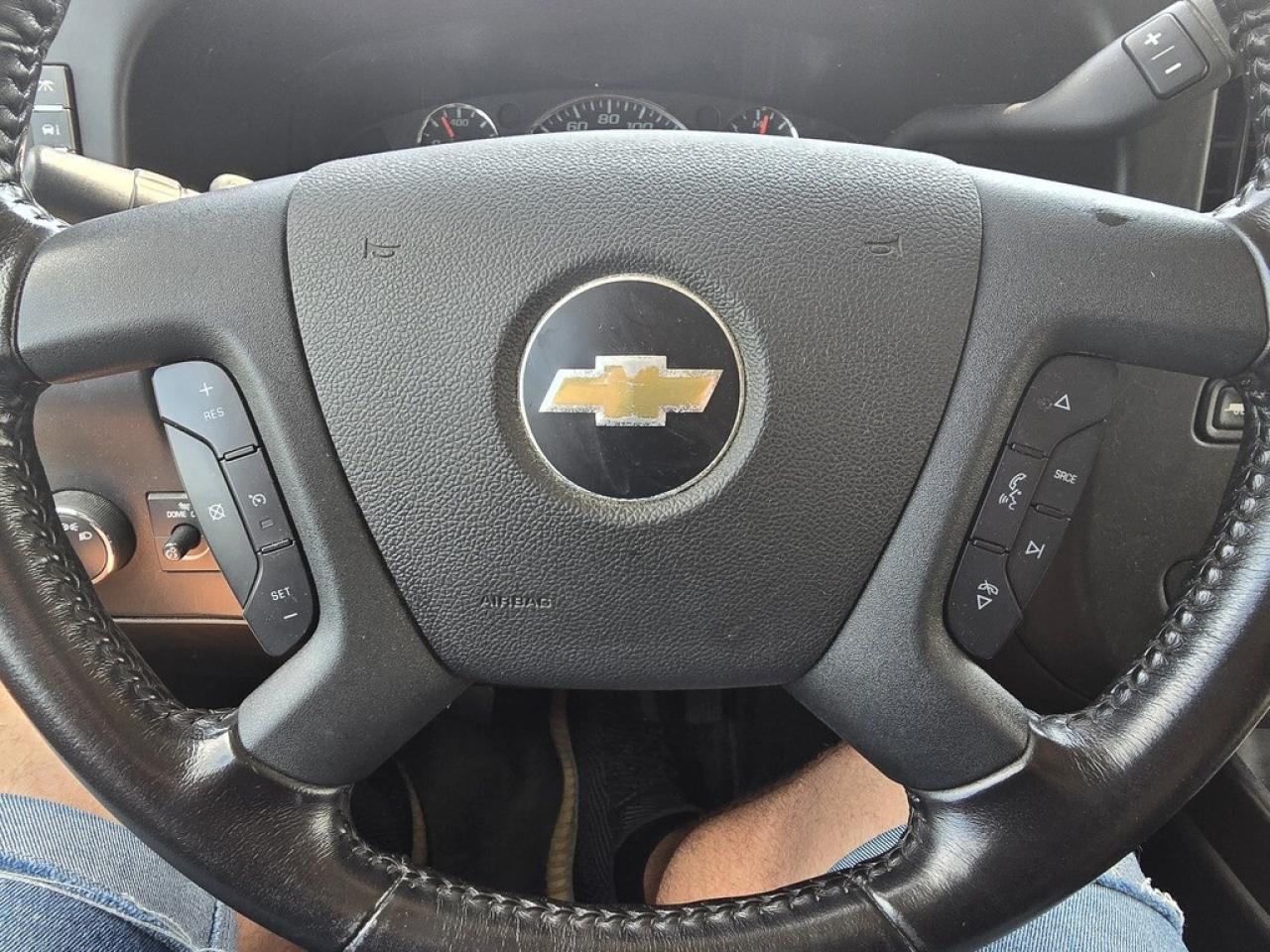 2023 Chevrolet Express 155WB EXTENDED - V6 Gas - Cruise/Btooth/REVERSE CA Photo