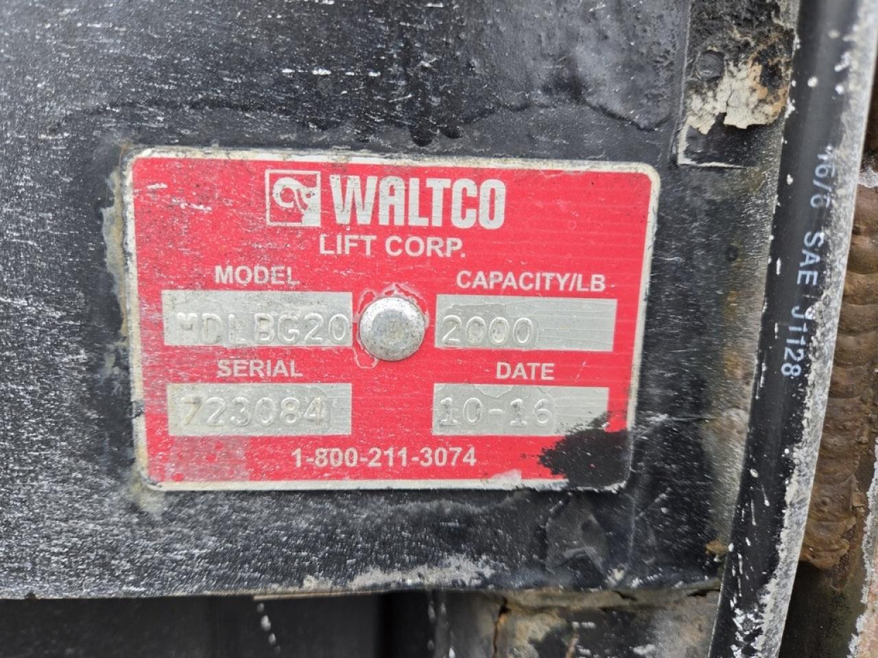 2017 Hino 195 12Ft Box - Custom Lift Gate - CERTIFIED Photo