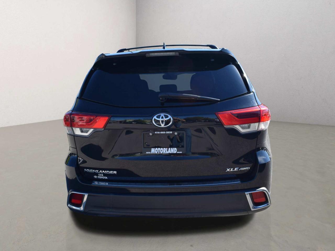 2018 Toyota Highlander XLE LEATHER NAVI SUNROOF Photo