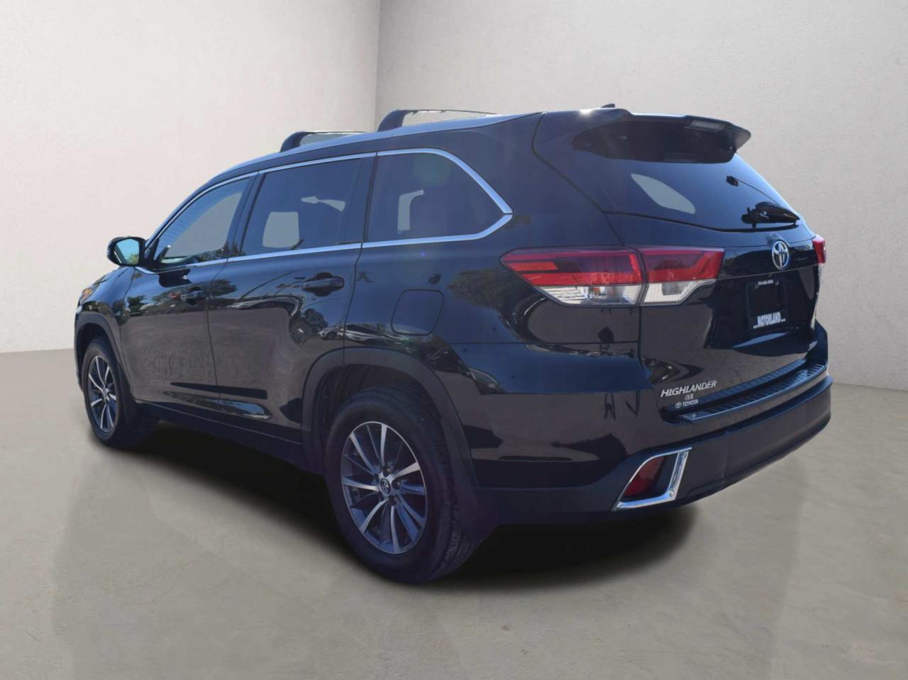 2018 Toyota Highlander XLE LEATHER NAVI SUNROOF Photo