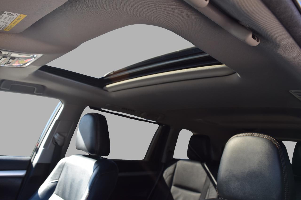 2018 Toyota Highlander XLE LEATHER NAVI SUNROOF Photo