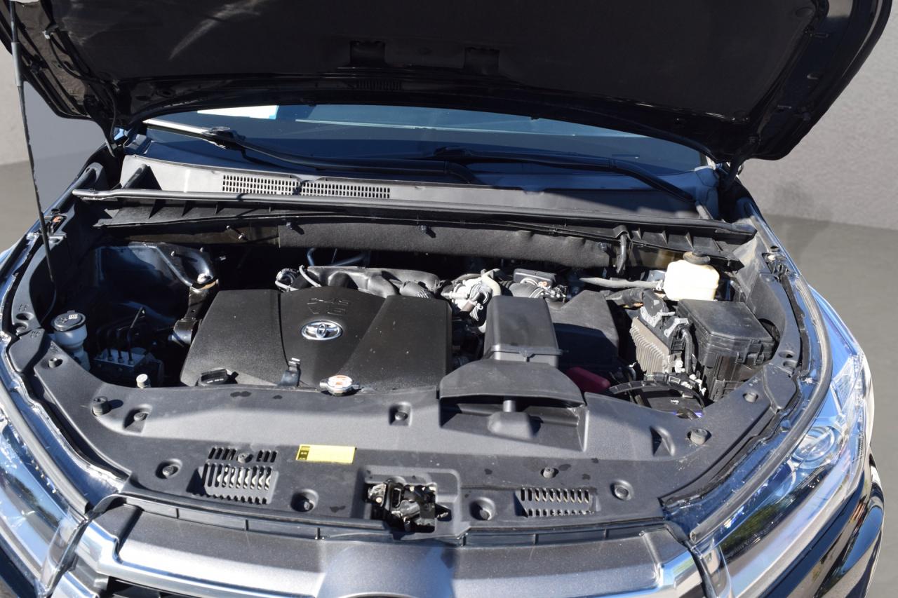 2018 Toyota Highlander XLE LEATHER NAVI SUNROOF Photo