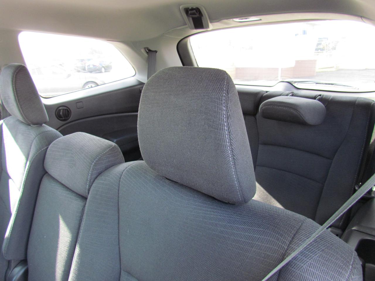 2017 Honda Pilot AWD LX 8 PASS HEATED SEATS WE FINANCE ALL CREDIT! Photo