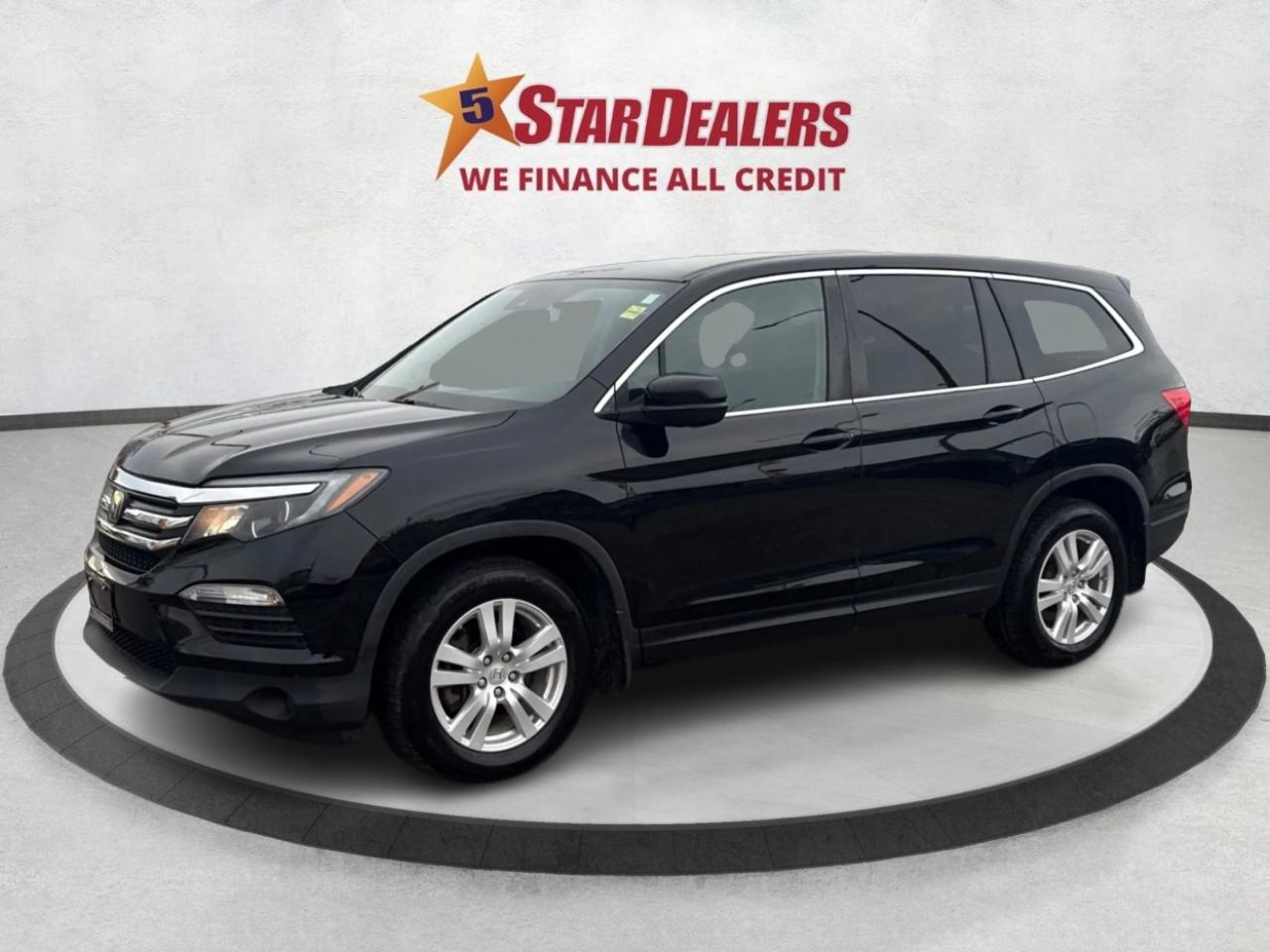 2017 Honda Pilot AWD LX 8 PASS HEATED SEATS WE FINANCE ALL CREDIT! Photo2