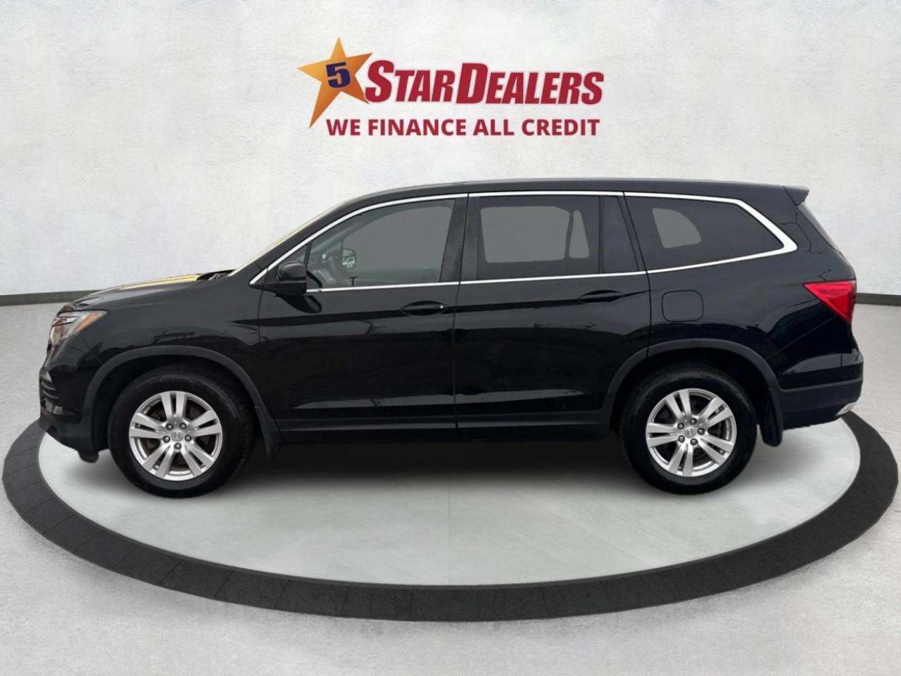 2017 Honda Pilot AWD LX 8 PASS HEATED SEATS WE FINANCE ALL CREDIT! Photo