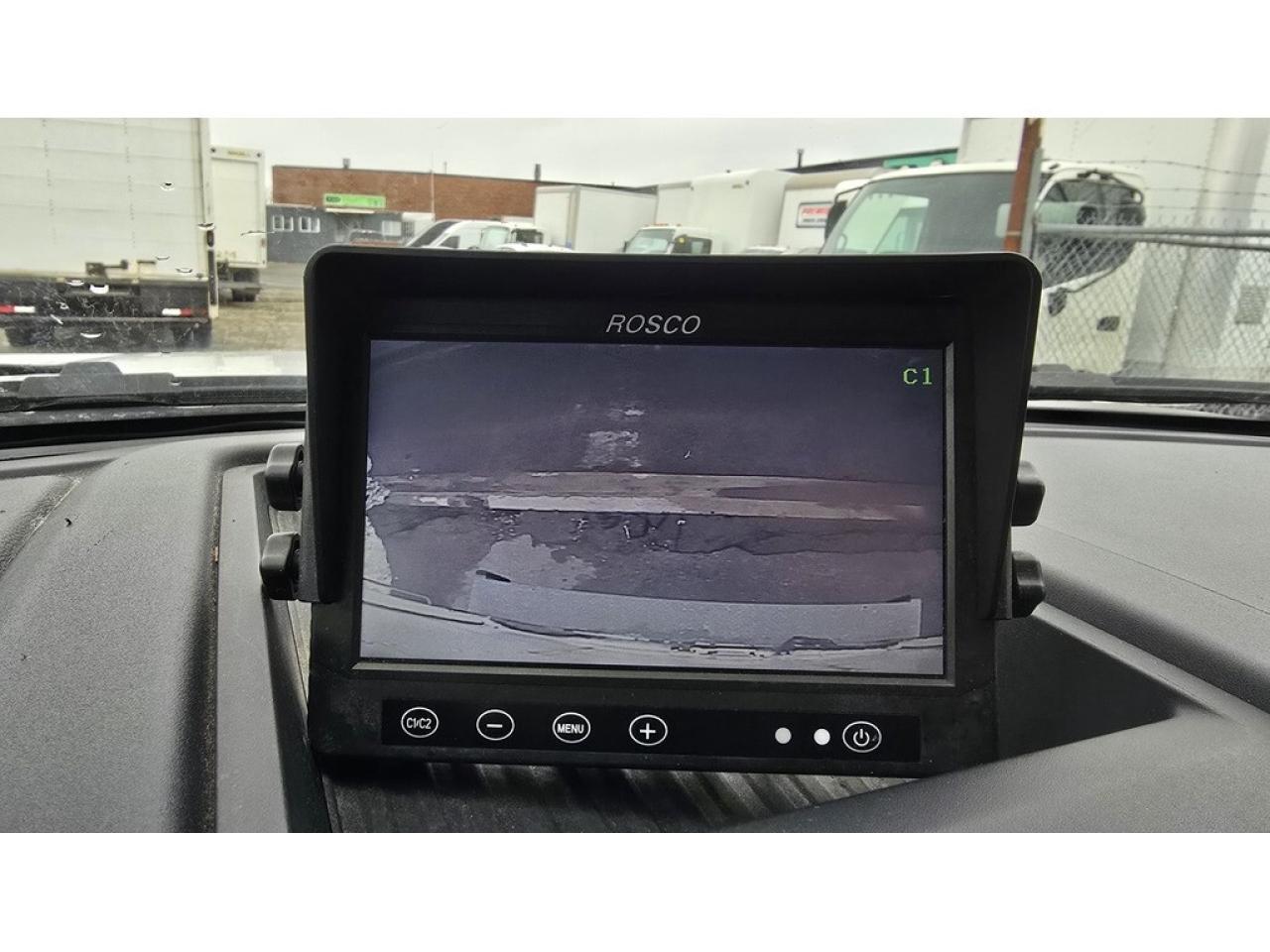 2021 Ford F-450 16Ft - Maxon Lift Gate - Diesel - Low Km Photo