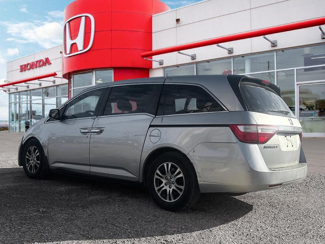 2011 Honda Odyssey EX Photo3