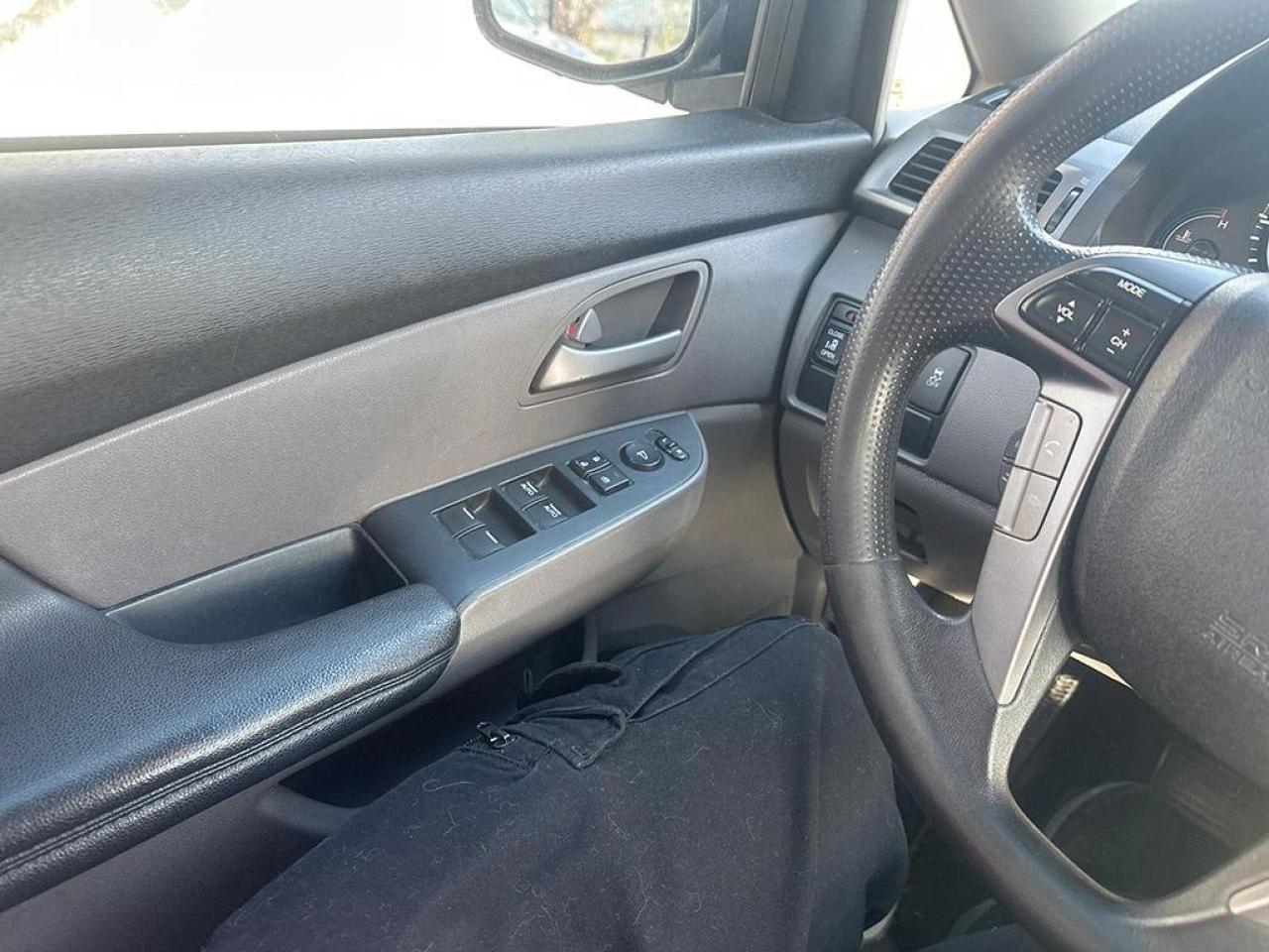 2011 Honda Odyssey EX Photo