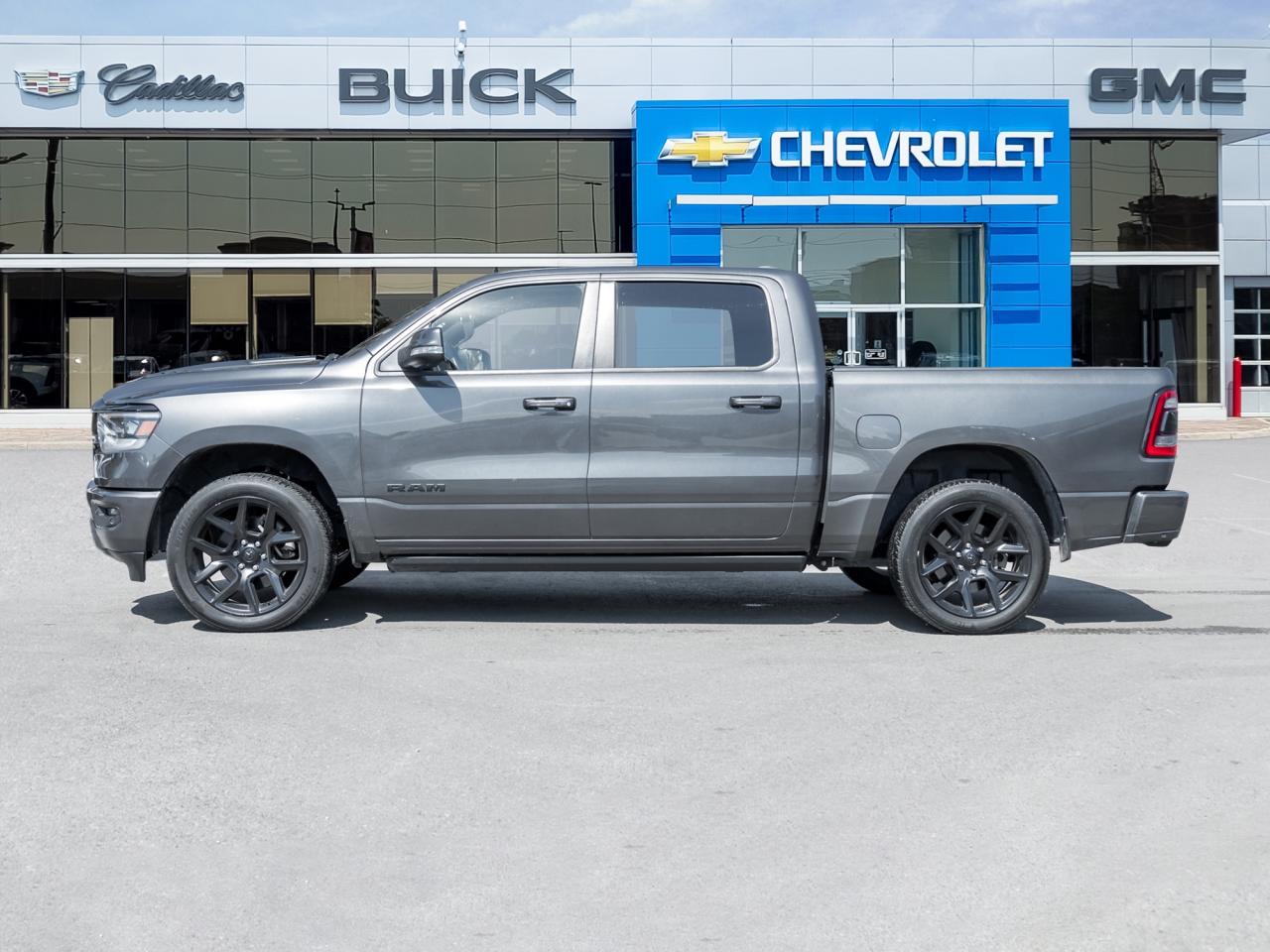 2020 RAM 1500 Sport 4x4 Crew Cab 5'7  Box Photo2