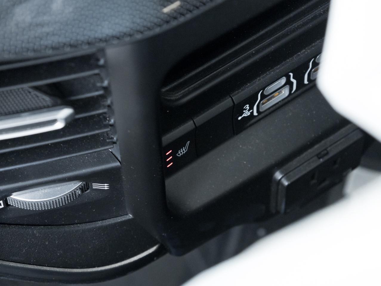 2020 RAM 1500 Sport 4x4 Crew Cab 5'7  Box Photo