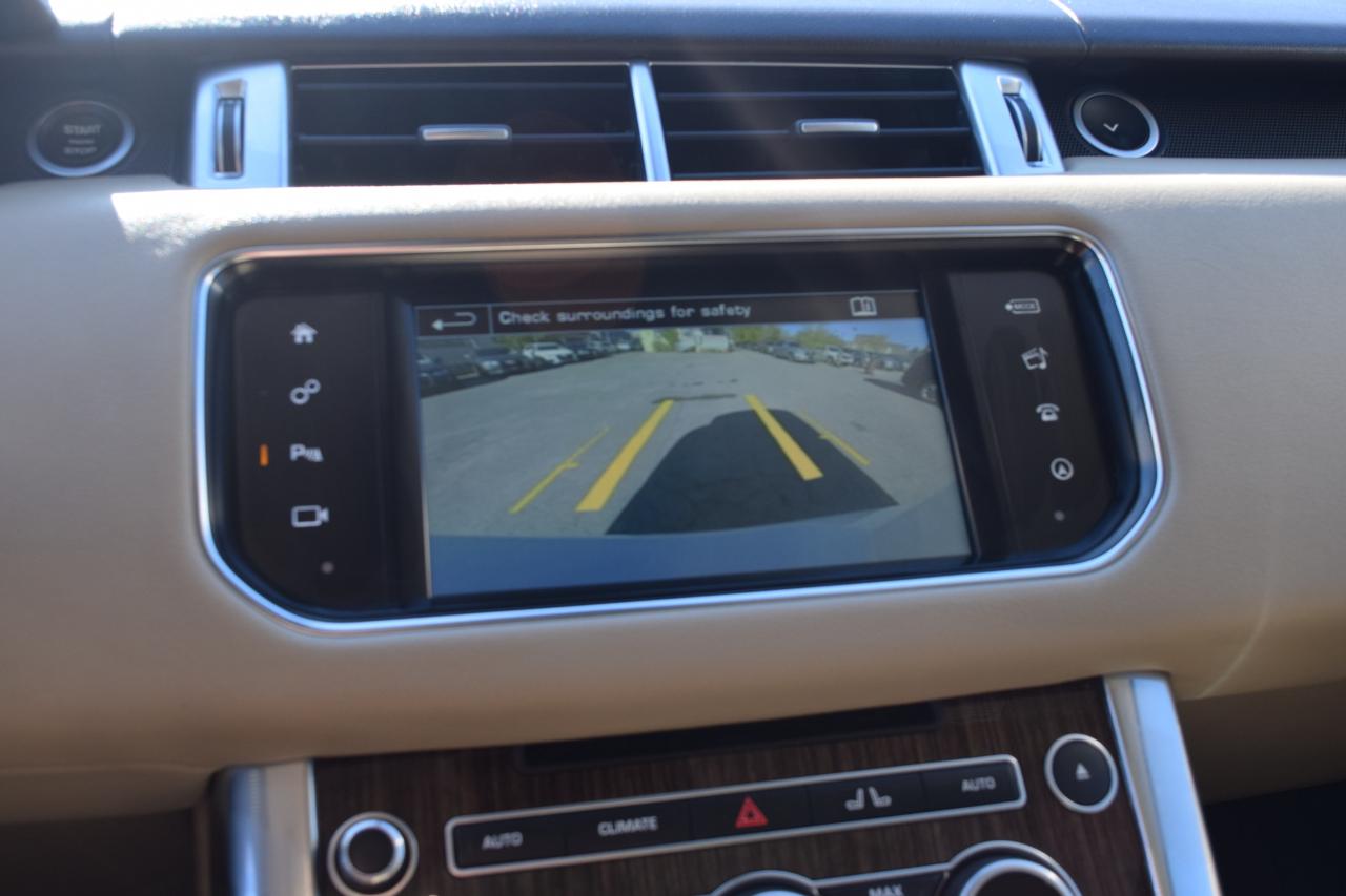 2016 Land Rover Range Rover Sport HSE TD6 AWD Photo