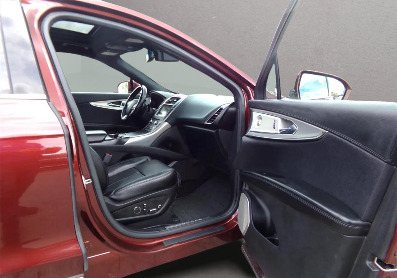 2016 Lincoln MKX Reserve AWD Navi Panoramic Sunroof Photo