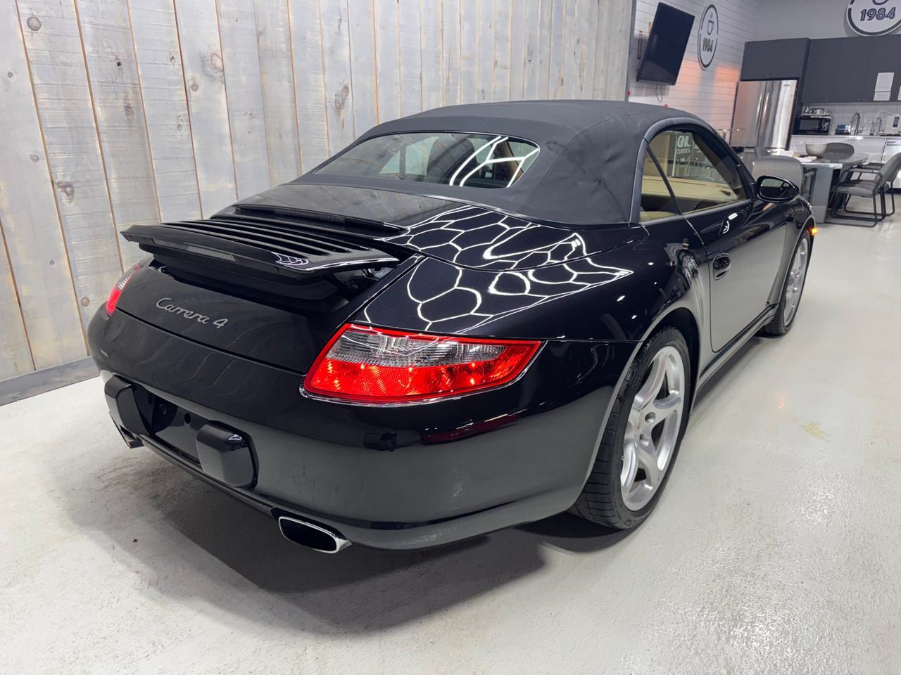 2006 Porsche 911 CARRERA 4 CABRIOLET 6 SPD MANUAL Photo