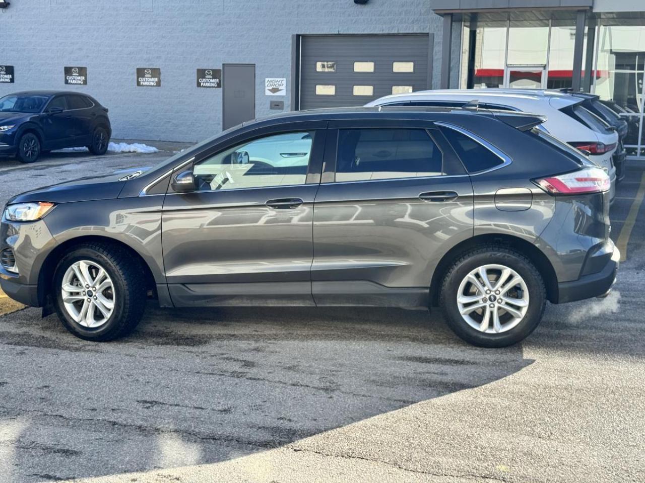2019 Ford Edge SEL AWD/ WINTER TIRES INCL TOO/ ONLY 92K/ MUST SEE Photo