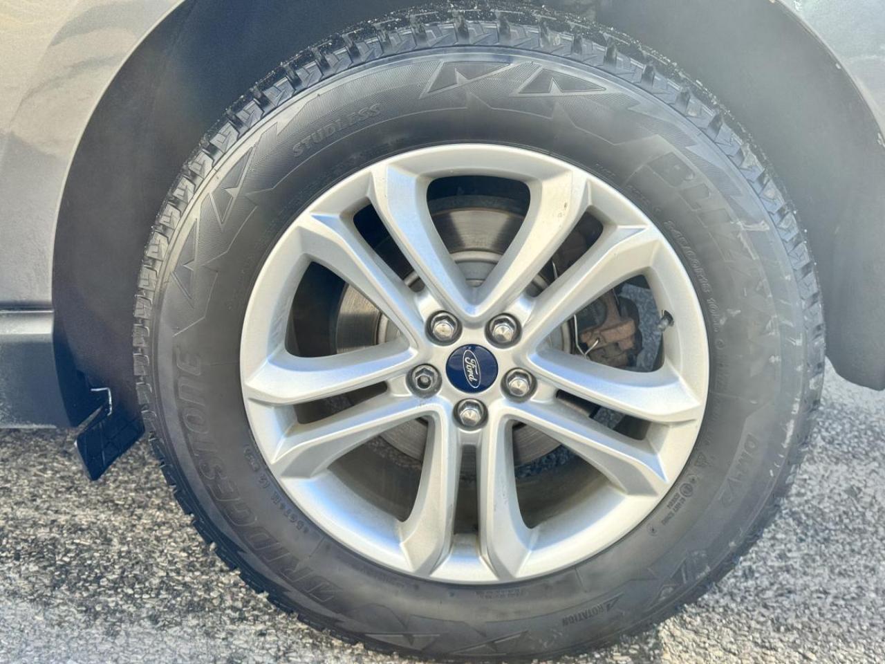 2019 Ford Edge SEL AWD/ WINTER TIRES INCL TOO/ ONLY 92K/ MUST SEE Photo
