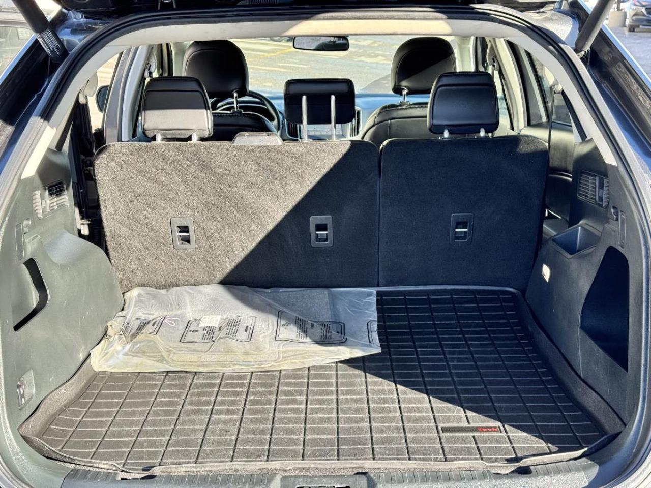 2019 Ford Edge SEL AWD/ WINTER TIRES INCL TOO/ ONLY 92K/ MUST SEE Photo