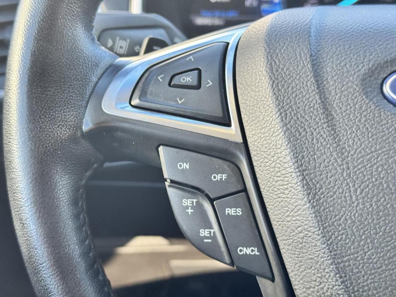 2019 Ford Edge SEL AWD/ WINTER TIRES INCL TOO/ ONLY 92K/ MUST SEE Photo