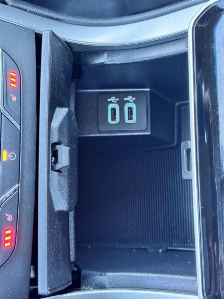 2019 Ford Edge SEL AWD/ WINTER TIRES INCL TOO/ ONLY 92K/ MUST SEE Photo