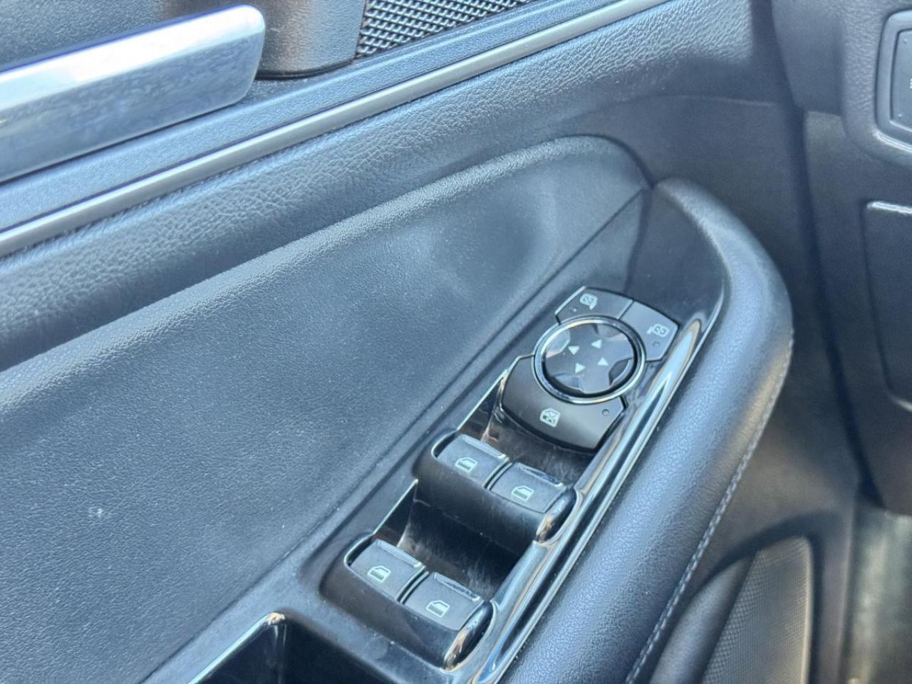 2019 Ford Edge SEL AWD/ WINTER TIRES INCL TOO/ ONLY 92K/ MUST SEE Photo