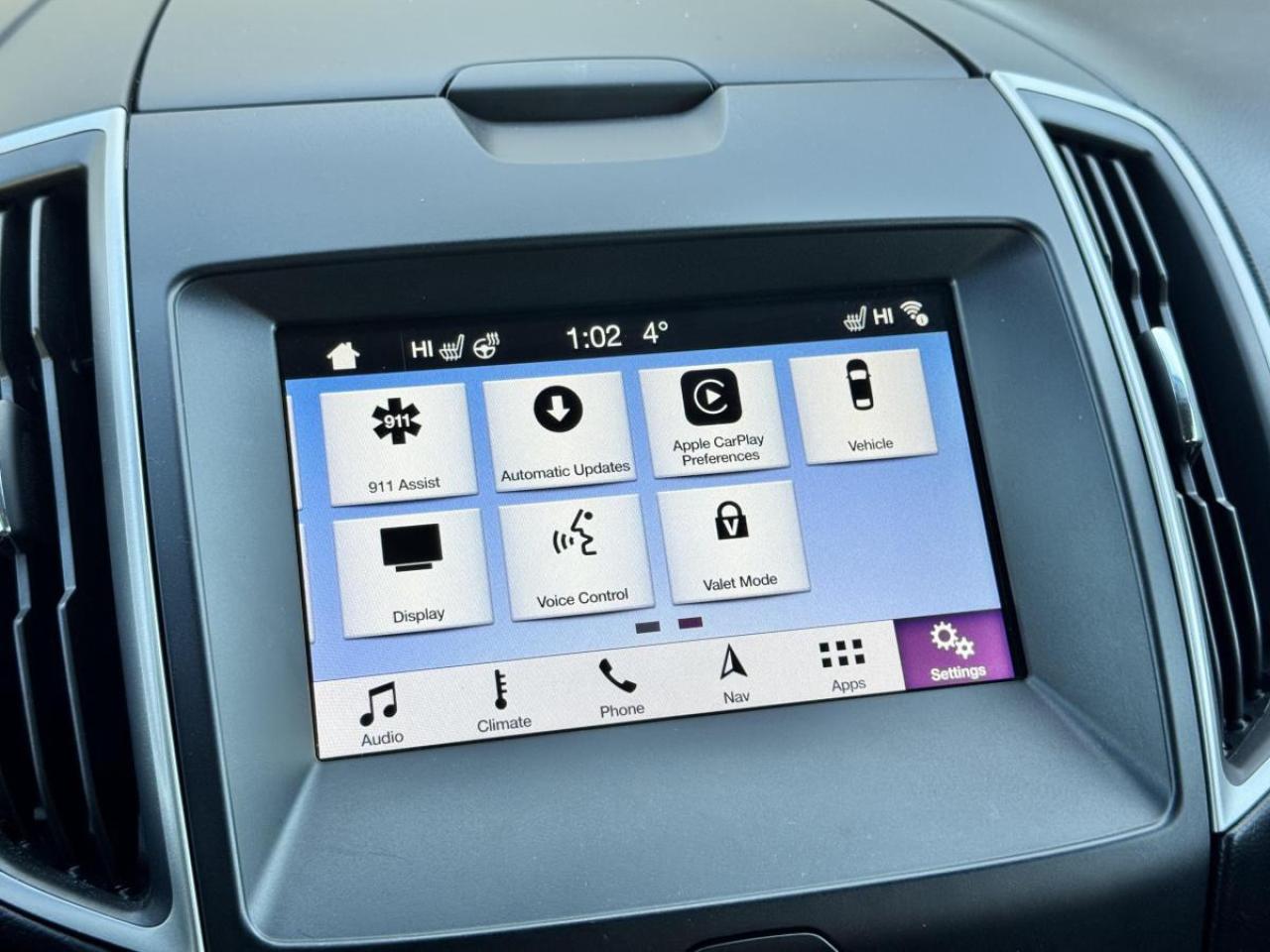 2019 Ford Edge SEL AWD/ WINTER TIRES INCL TOO/ ONLY 92K/ MUST SEE Photo