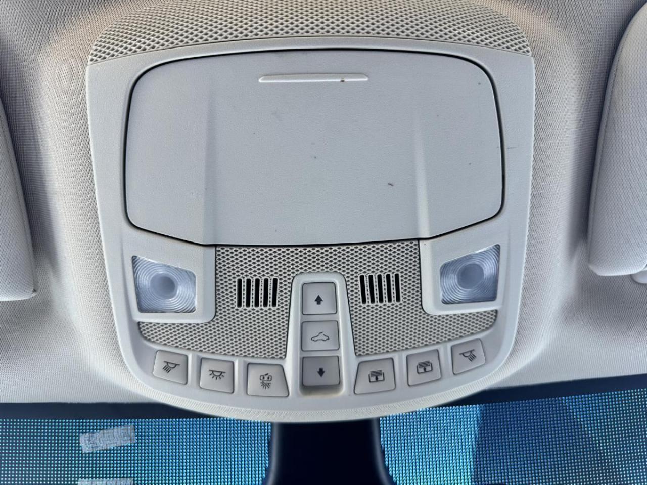 2019 Ford Edge SEL AWD/ WINTER TIRES INCL TOO/ ONLY 92K/ MUST SEE Photo