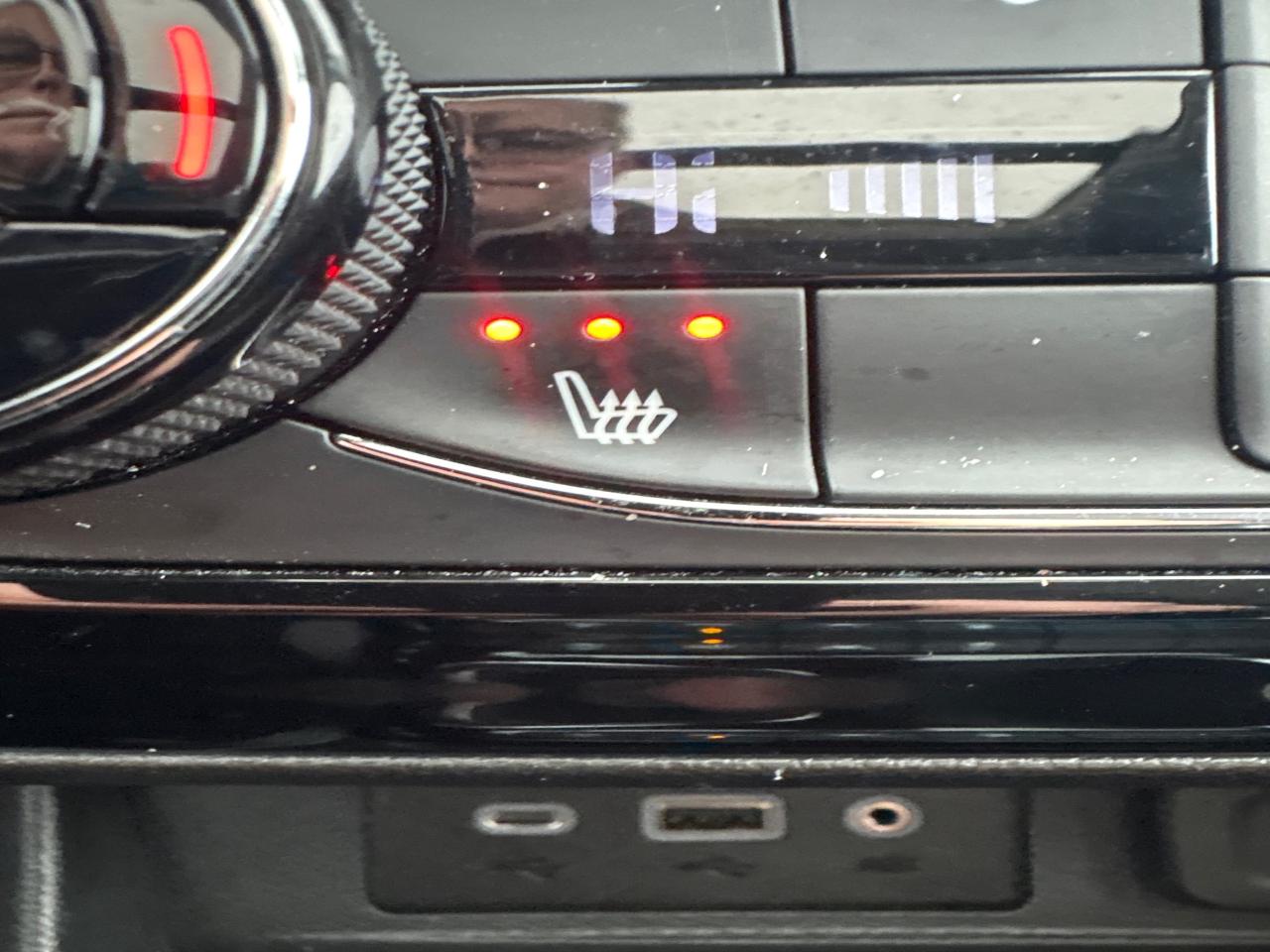 2022 Buick Encore GX Select AWD + Sport Touring Pkg + Sunroof + 1 Owner Photo