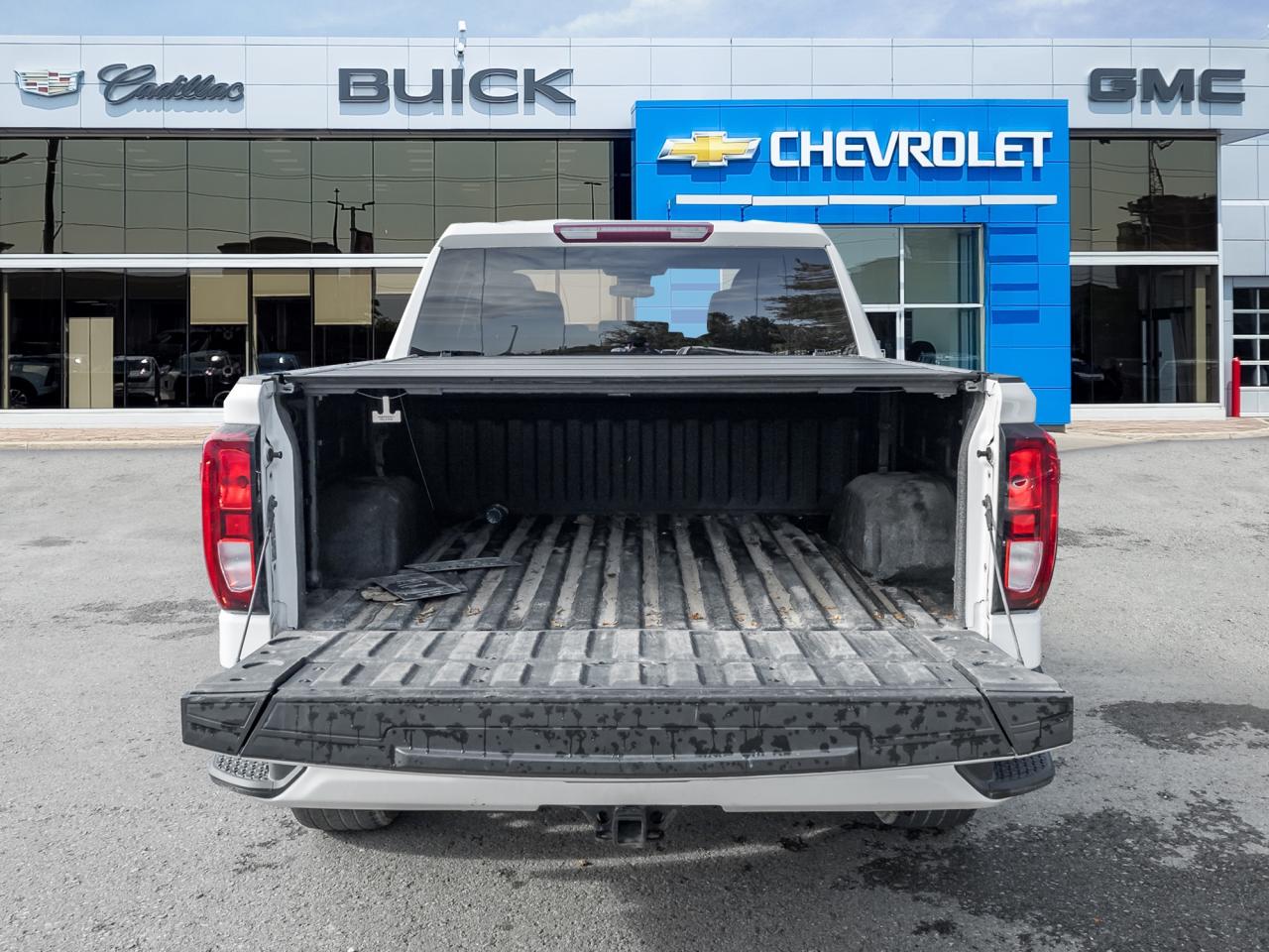 2022 GMC Sierra 1500 4WD Crew Cab 147  Elevation Photo