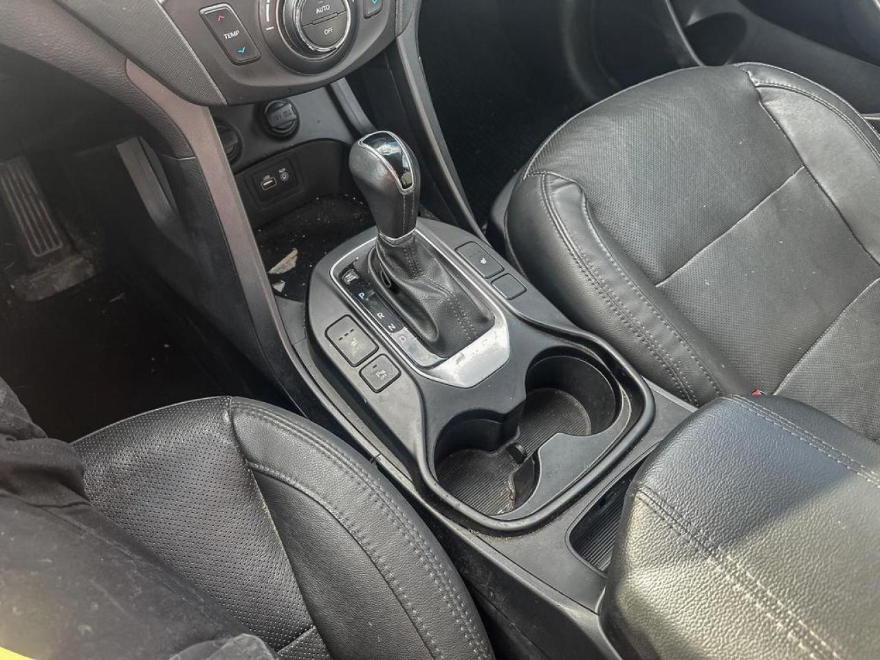 2017 Hyundai Santa Fe Sport 2.4 Luxury Photo