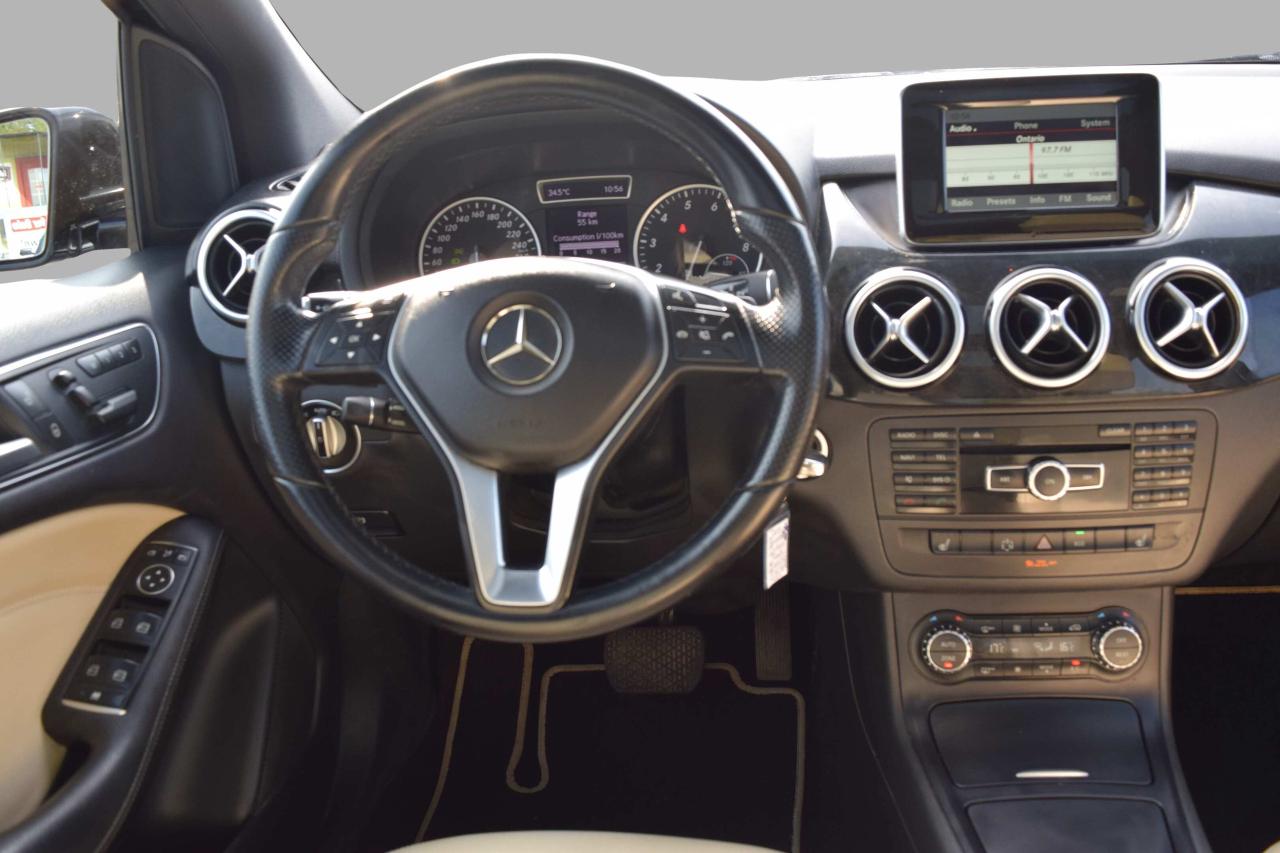 2014 Mercedes-Benz B-Class B250 Sports Tourer Panoramic Sunroof Back Up Camer Photo
