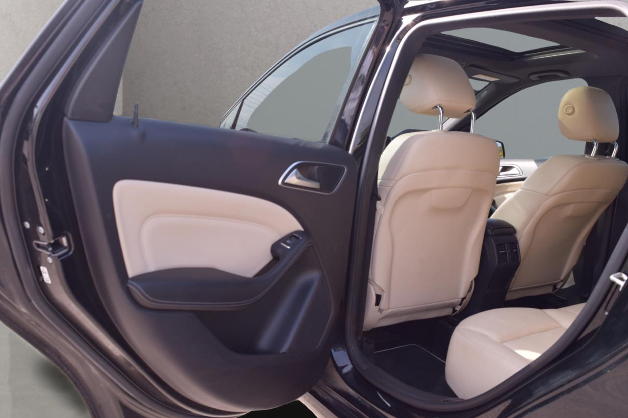 2014 Mercedes-Benz B-Class B250 Sports Tourer Panoramic Sunroof Back Up Camer Photo