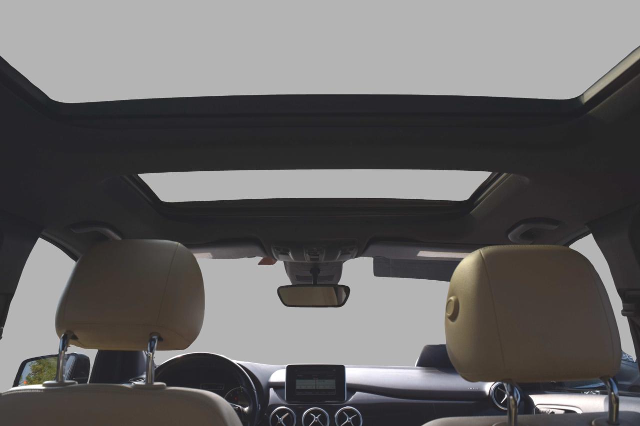 2014 Mercedes-Benz B-Class B250 Sports Tourer Panoramic Sunroof Back Up Camer Photo
