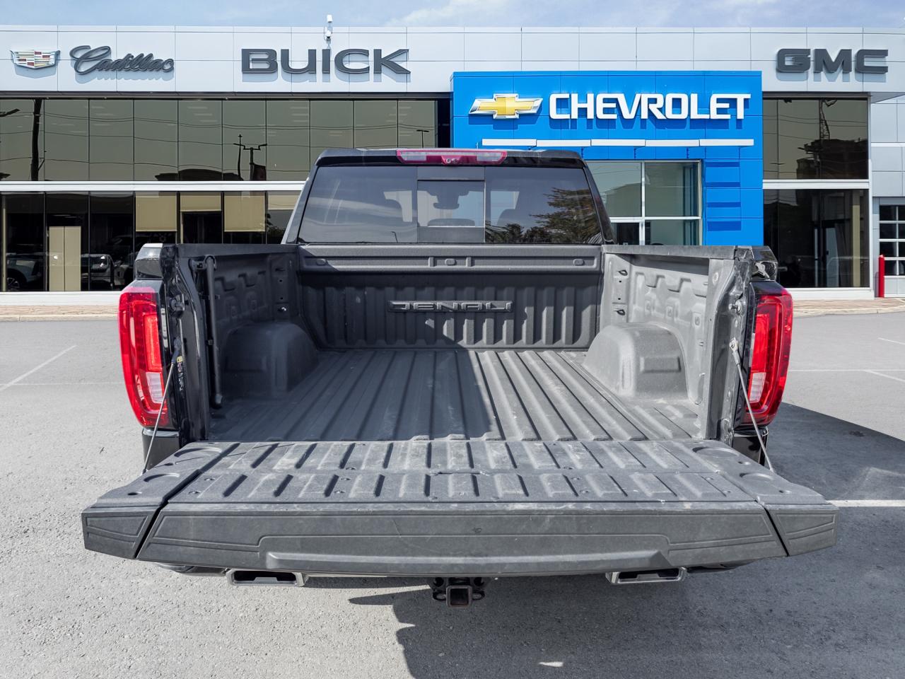 2024 GMC Sierra 1500 No Accidents, Denali Package, Pwr Steps, 22" Wheel Photo