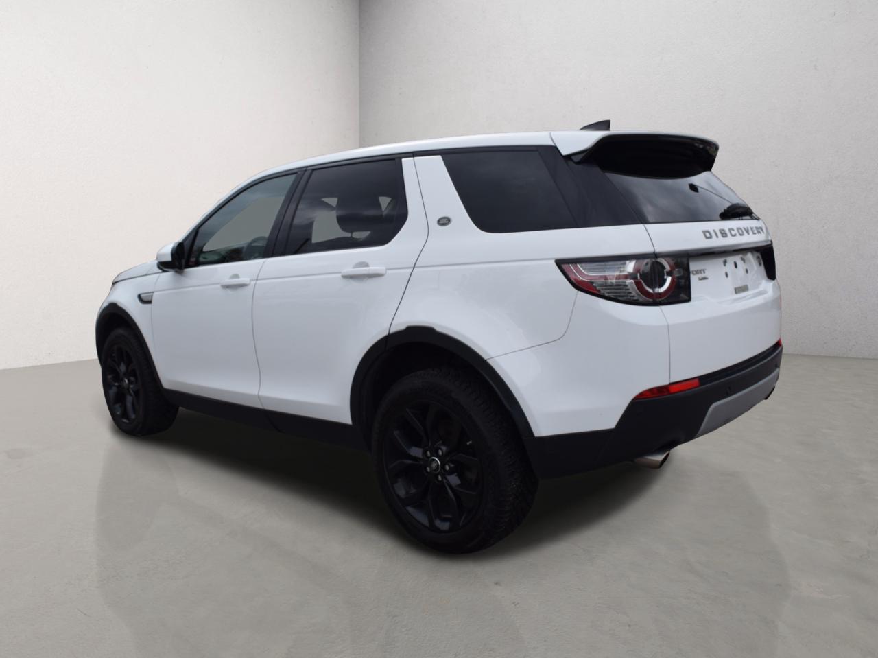 2019 Land Rover Discovery Sport HSE Navigation Panoramic Roof Photo