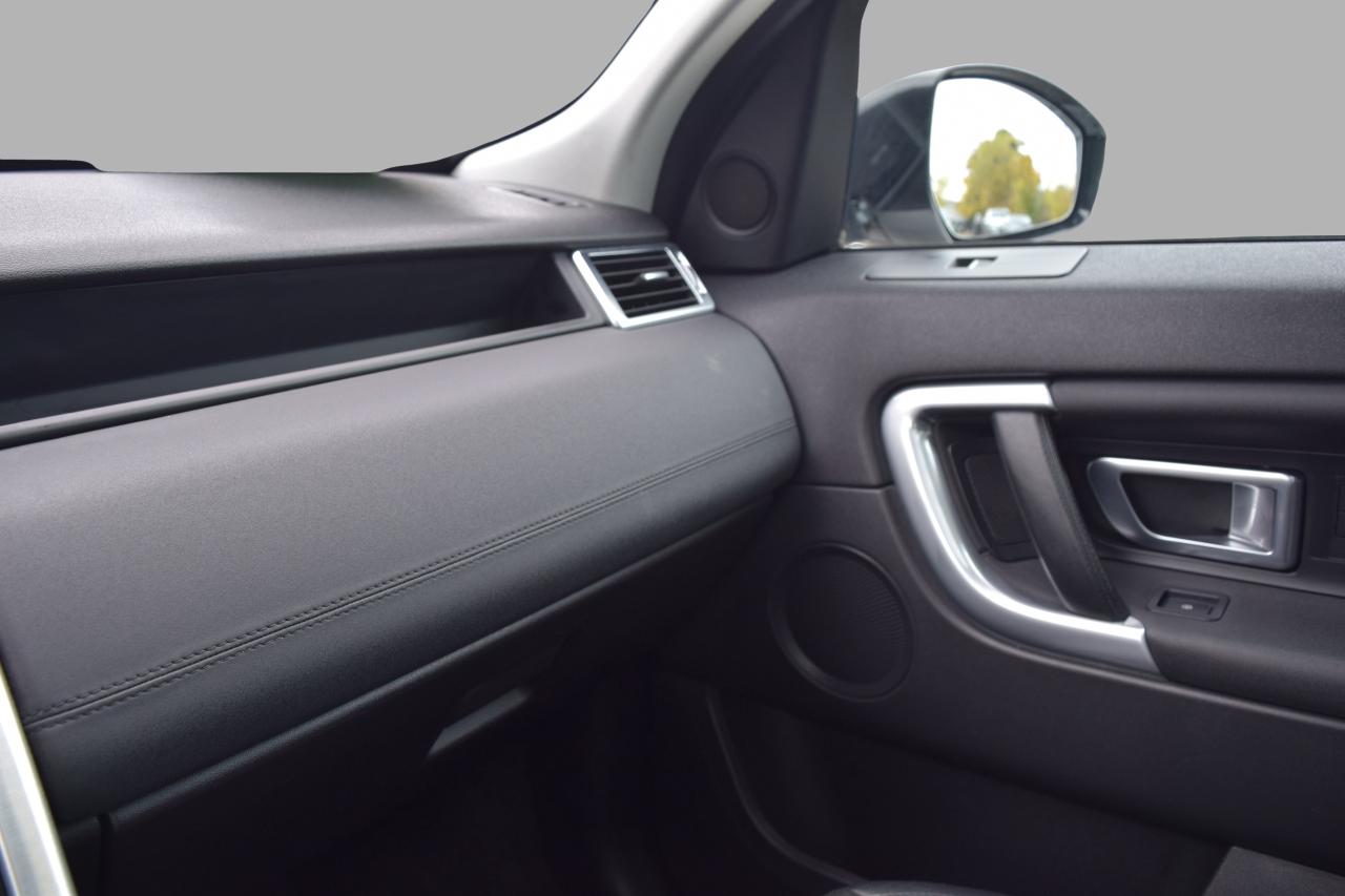 2019 Land Rover Discovery Sport HSE Navigation Panoramic Roof Photo