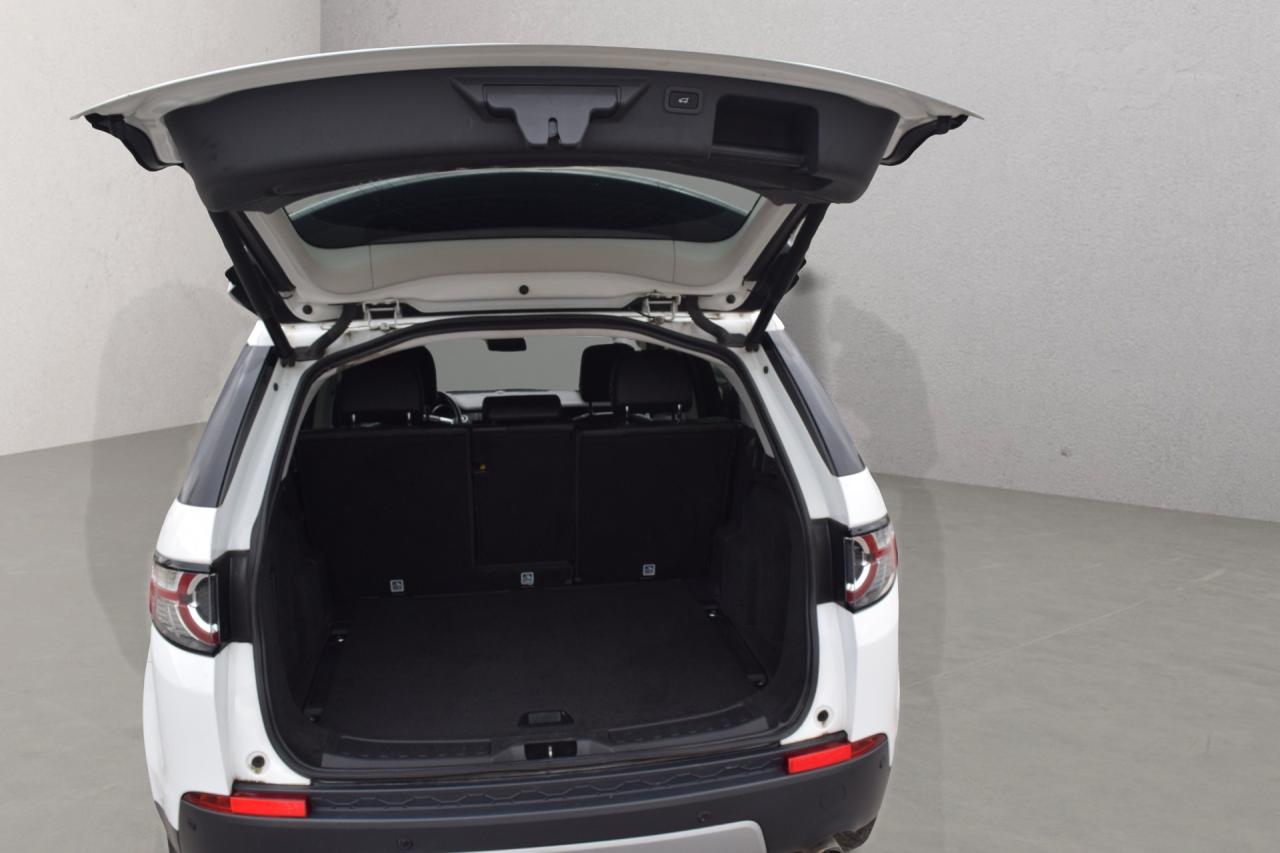 2019 Land Rover Discovery Sport HSE Navigation Panoramic Roof Photo