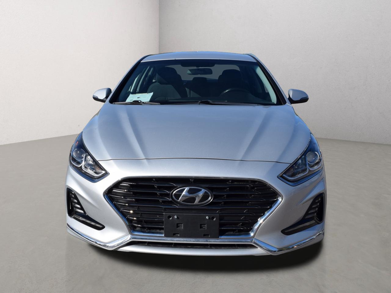 2019 Hyundai Sonata ESSENTIAL Photo